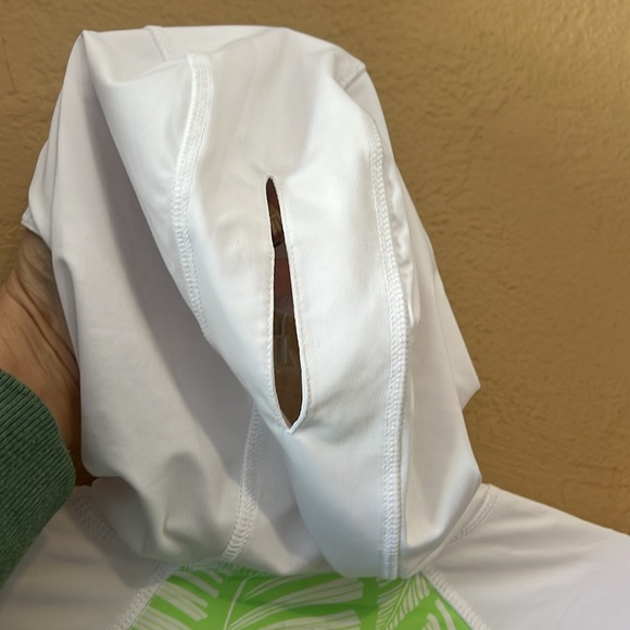 Jofit Green and White Leaf Print Hooded Long Sleeve Athletic Top - Picture 5 of 6